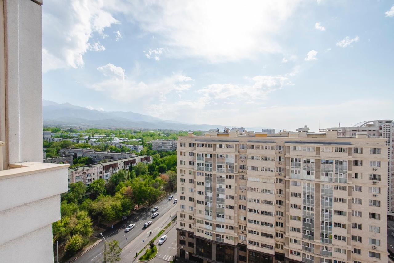 Razmestim В Жк Шахристан На 15 Этаже Almatý Exterior foto